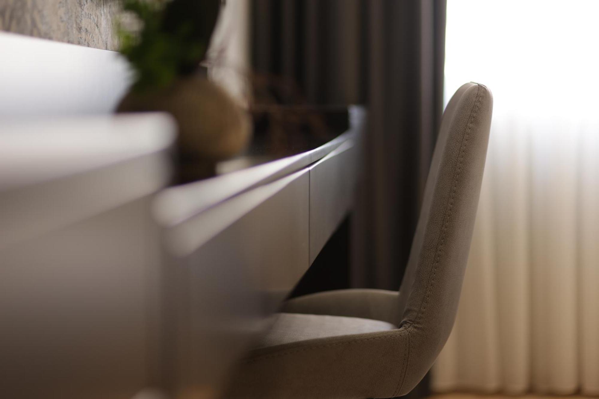 Gremmy Boutique Hotel Тирана Екстериор снимка